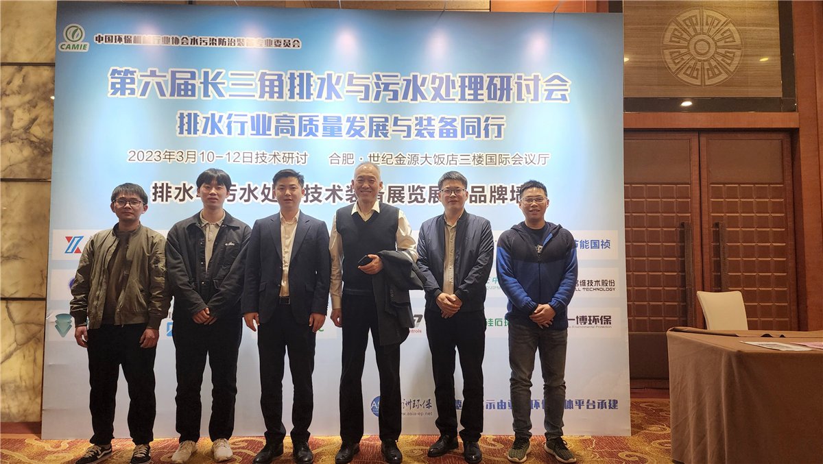 1cee5e5c019619b25352dede720dda0.jpg